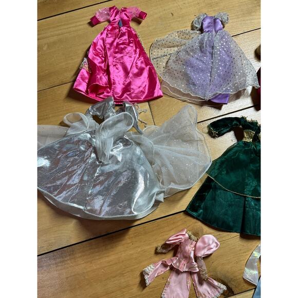 Lot of 9 Vintage Barbie Doll Dresses. Princess. Snow white. Formal Evening - Picture 7 of 8